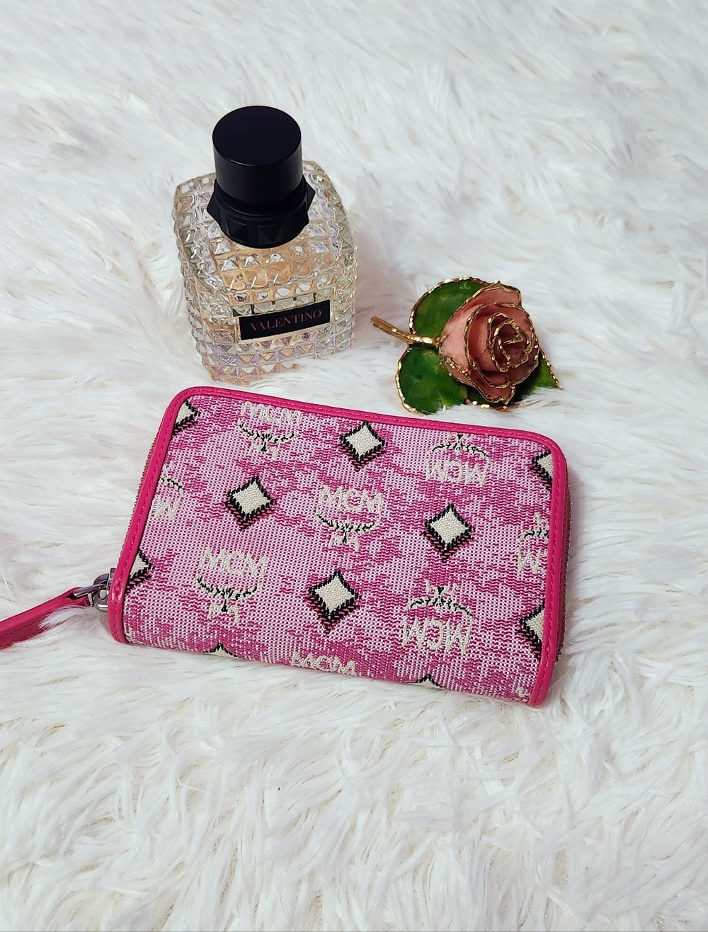 💝🎀💘 AUTHENTIC MCM WALLET 💝🎀💘